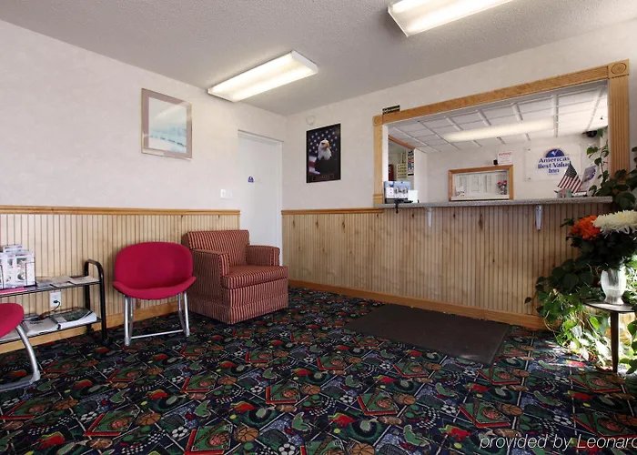 Hotel Americas Value Macomb