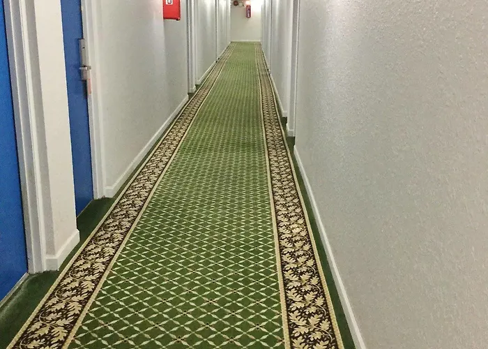 Americas Value Hotel Macomb